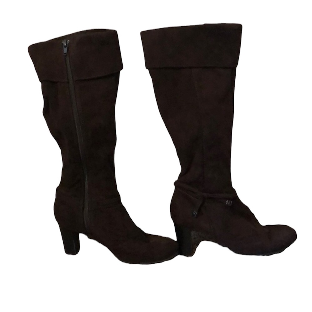 Brown Sued Boots